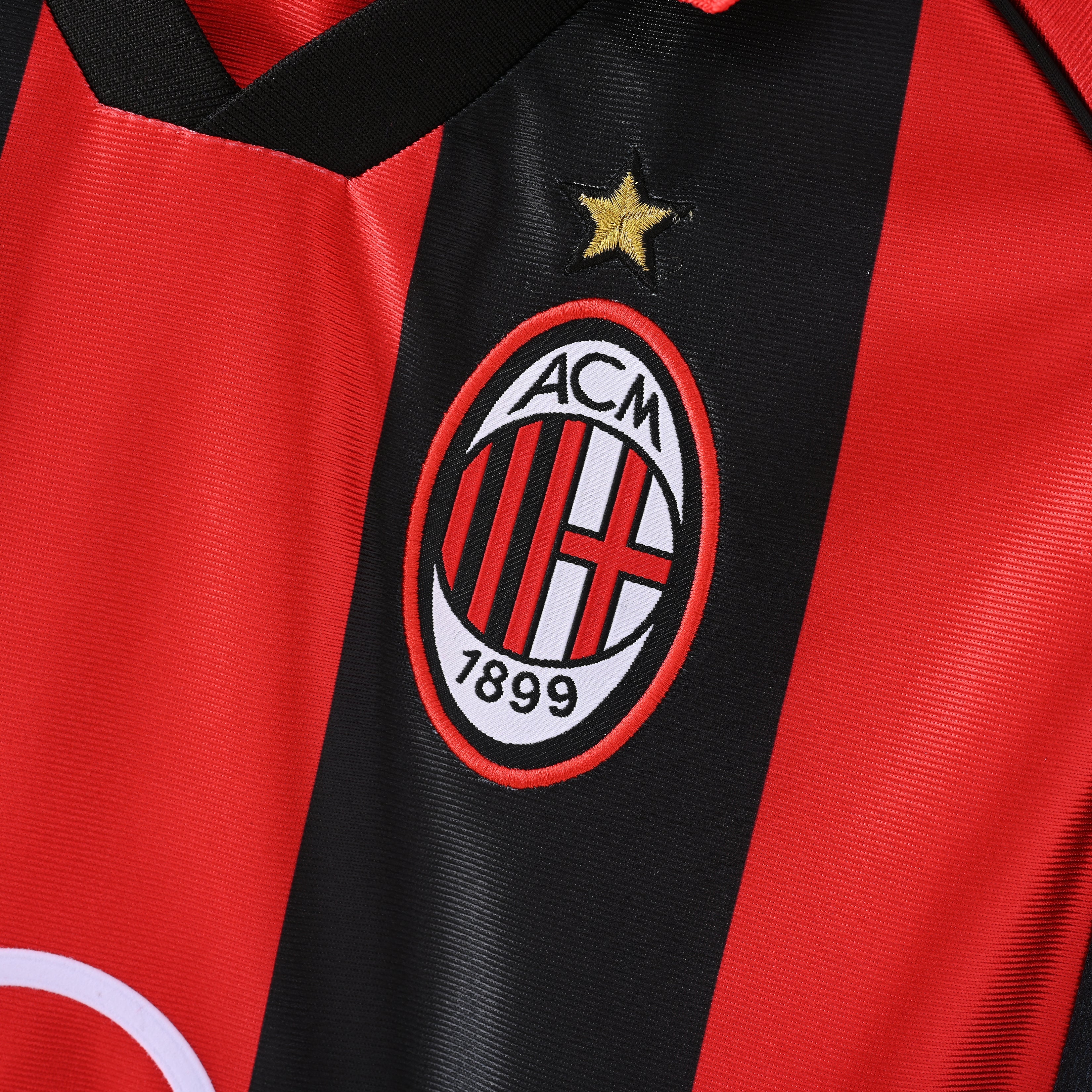 Maillot-AC-Milan-Domicile-1998-99-8