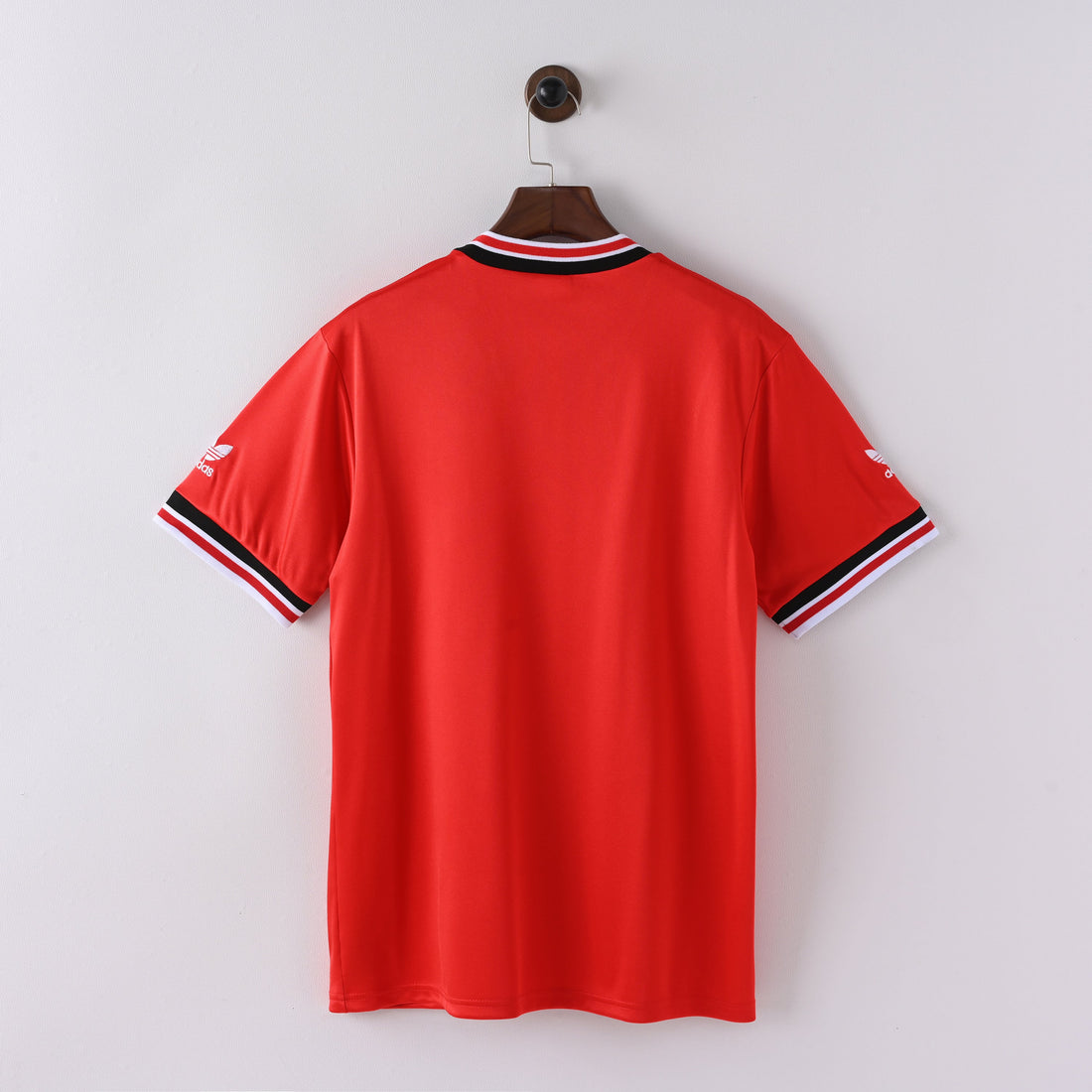 maillot-manchester-united-1984-1985-domicile-vintage-retro-2