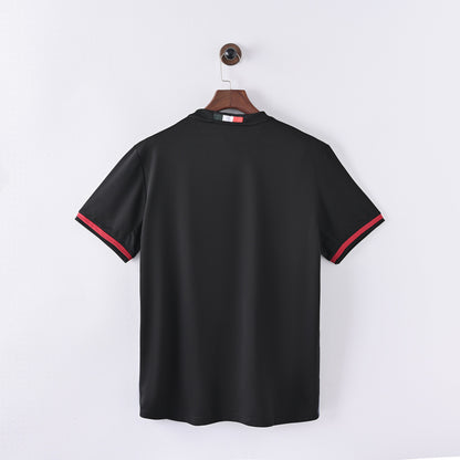 maillot-ac-milan-domicile-2016-2017-2