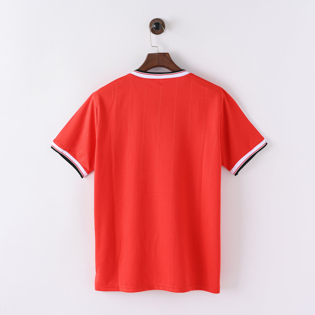 maillot-manchester-united-1983-1984-domicile-vintage-retro-2