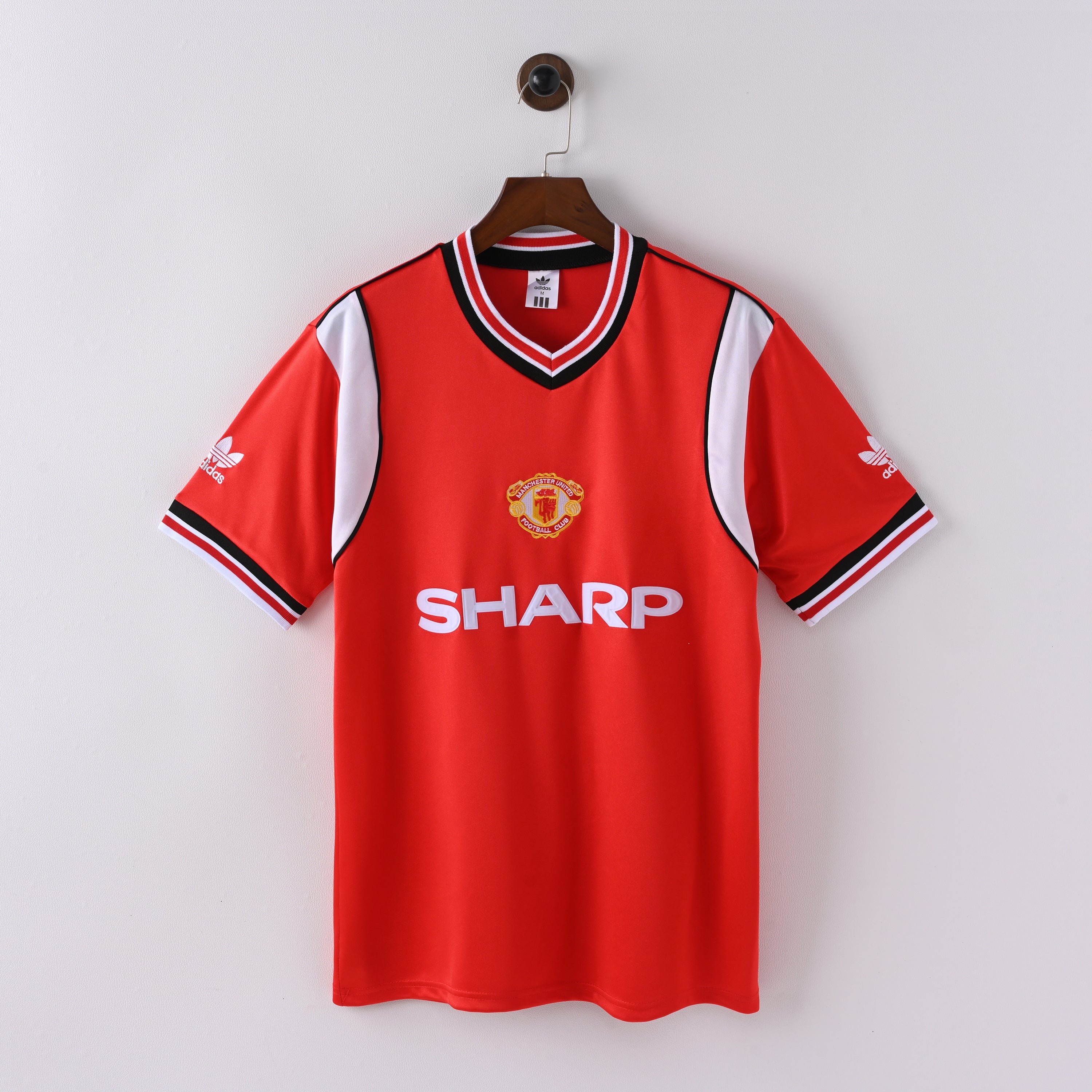 maillot-manchester-united-1984-1985-domicile-vintage-retro-1