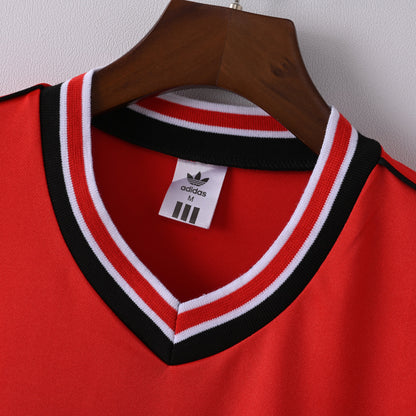 maillot-manchester-united-1984-1985-domicile-vintage-retro-3