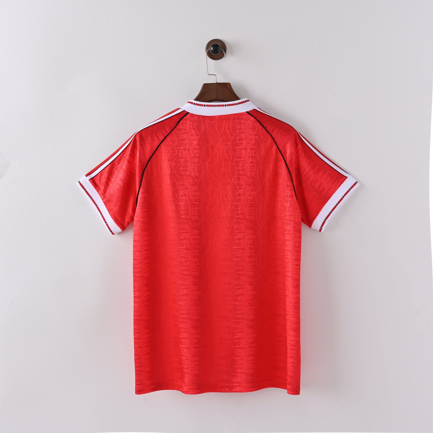 maillot-manchester-united-1991-1992-domicile-vintage-retro-2_6bcd7b2d-d10d-4bc1-8acd-2bbea821f50c