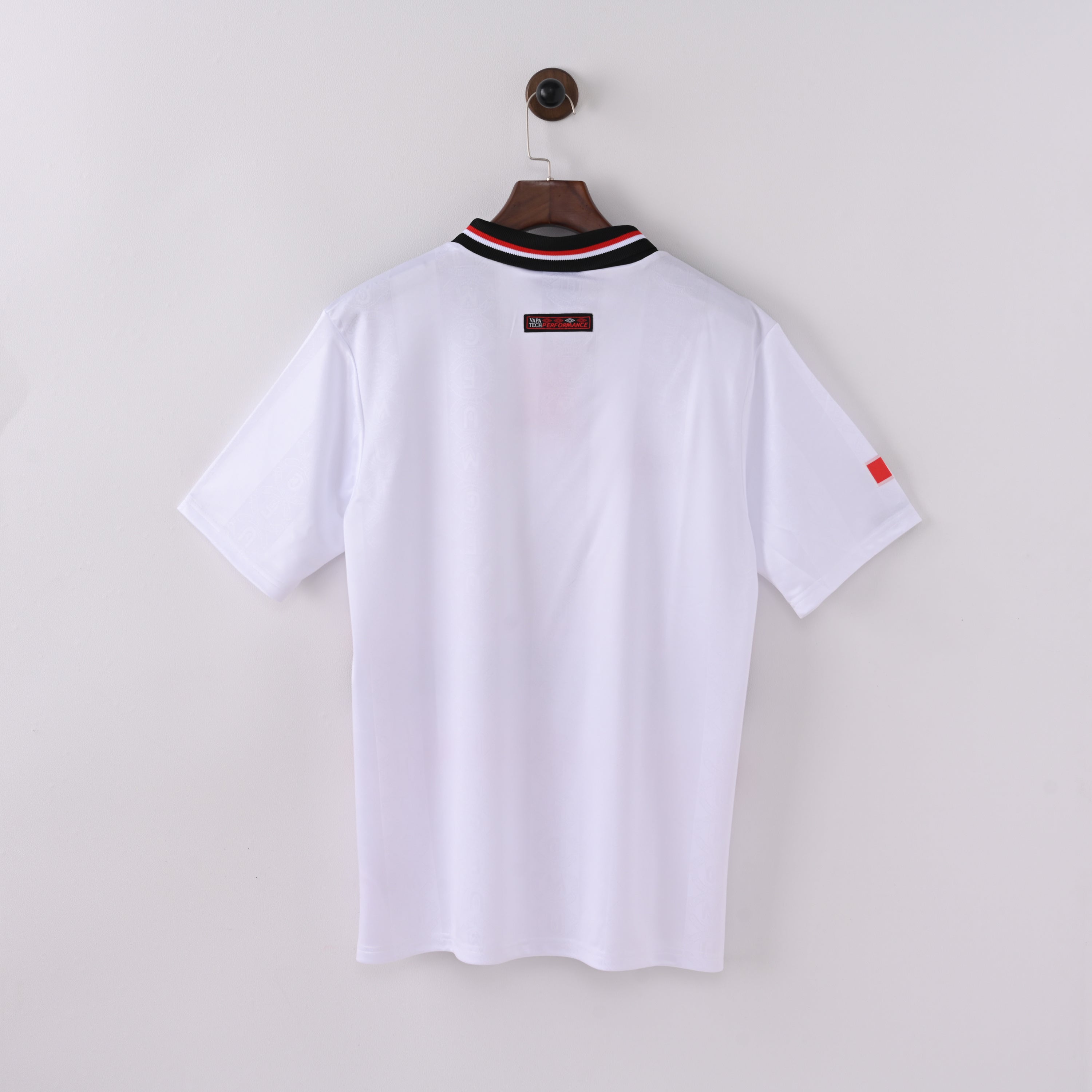 maillot-manchester-united-1998-1999-exterieur-vintage-retro-2_f32adaca-fe18-471a-8f99-1567558351e2